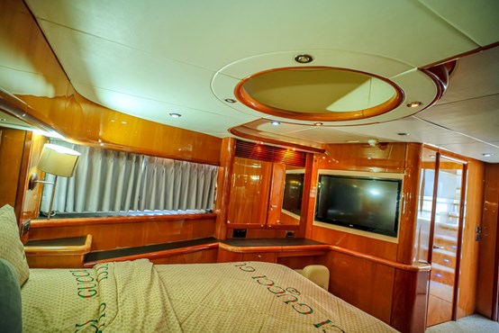 Carmen yacht | AED2,700/hour